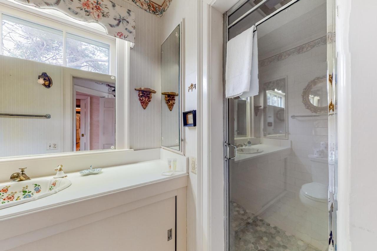 Villa Lily Hill Vineyard Haven Exterior foto